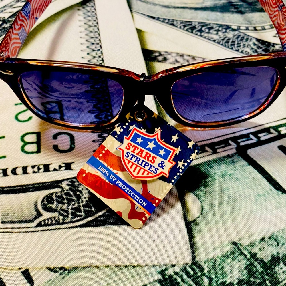 Fourth of July Style Sunglasses NEW- Unisex